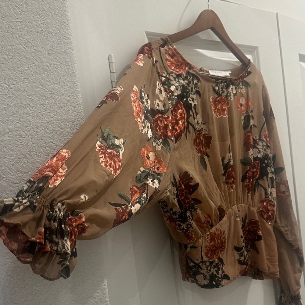 Astr Floral Blouse - Brown and Ivory
